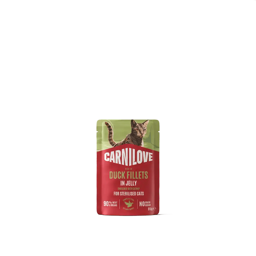 Carnilove Cat Pouch Jelly rich in Duck enriched with Catnip for sterilised - Handla på Gaston